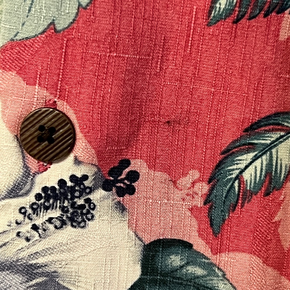 Vintage Tommy Bahama 100% Silk Pink Floral Hawaiian Shirt - Picture 5 of 7